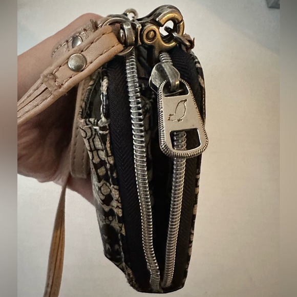 Sakroots Smartphone Wristlet Crossbody Wallet Purse (AS-IS) - Picture 5 of 7
